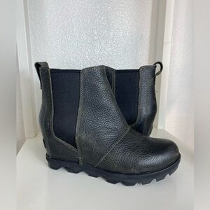 Joan Of Arctic Sorel Boot Women's 37 Chelsea 11 Pebbled Hidden Wedge Pull On